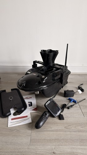 Boatman black actor plus sonar - plus,