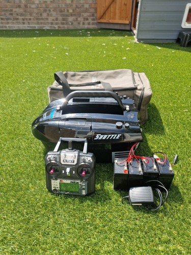 Bait boat waverunner - bait,