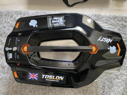 Toslon boat with tf500 - toslon, fish